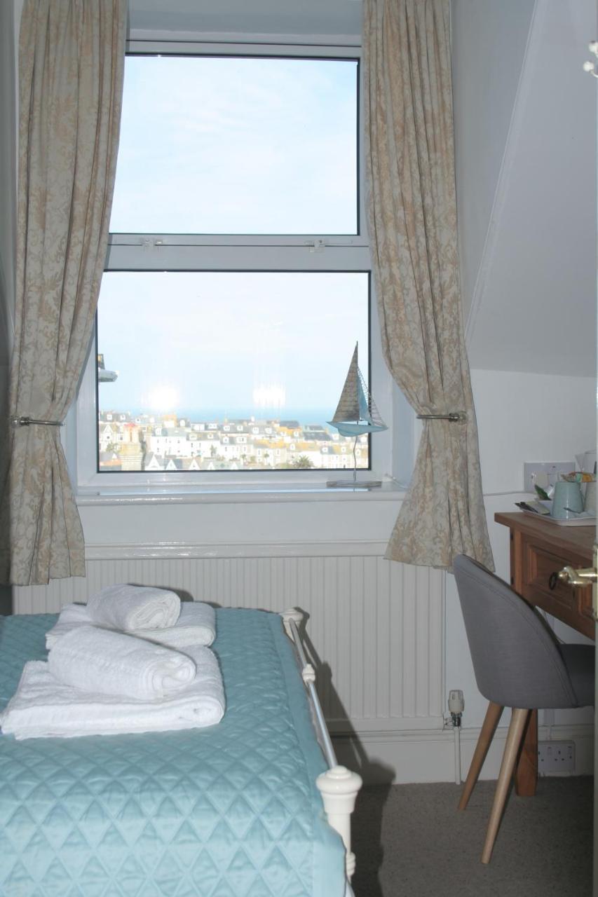 Bed & Breakfast Rivendell 3*